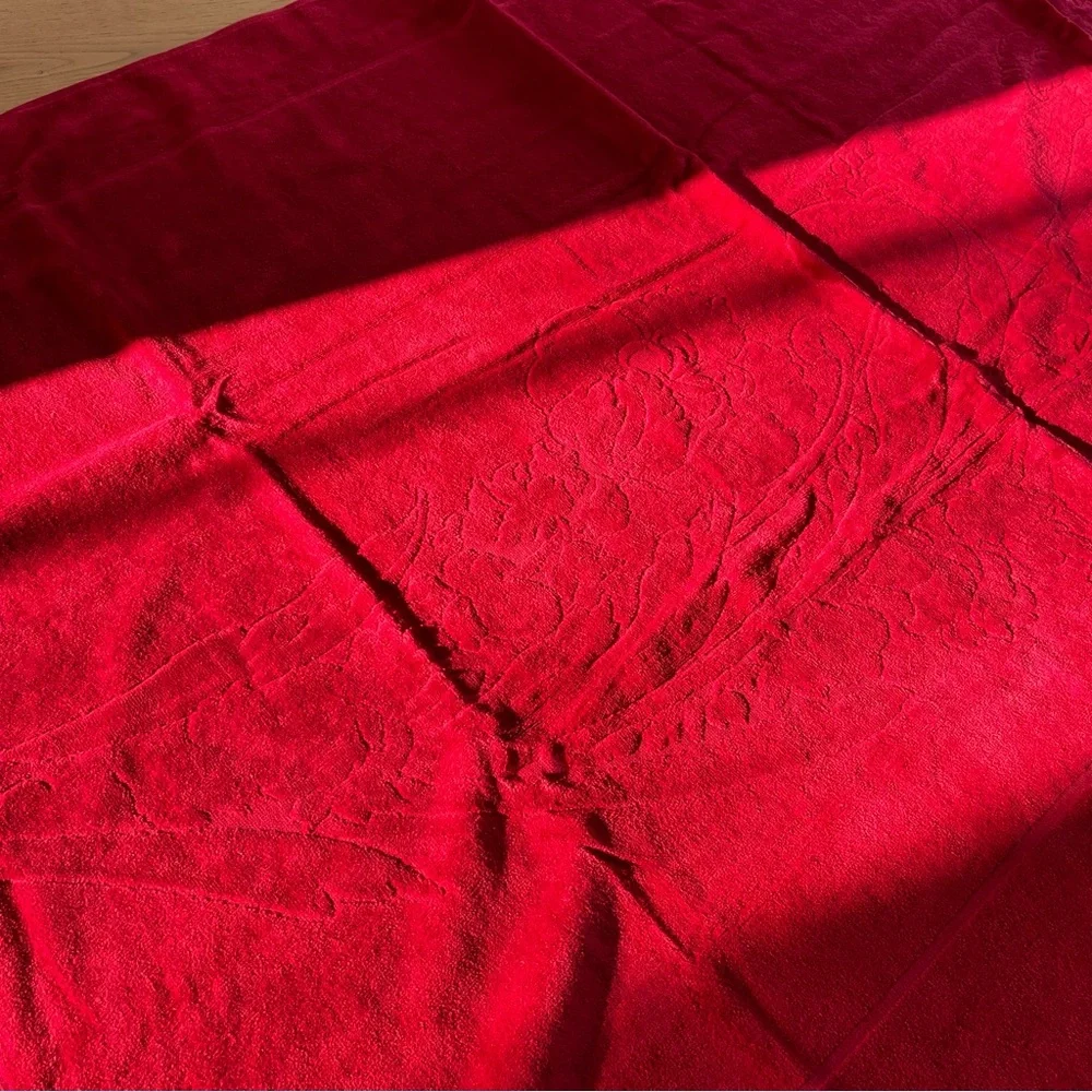 La Perla Red Towel